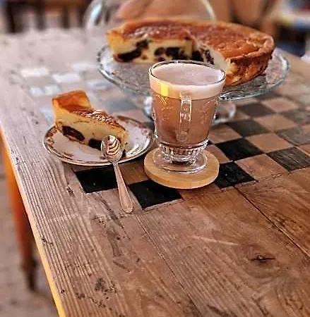 فندق Chezjeanne