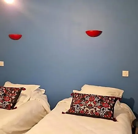 Chezjeanne لا بوربول
