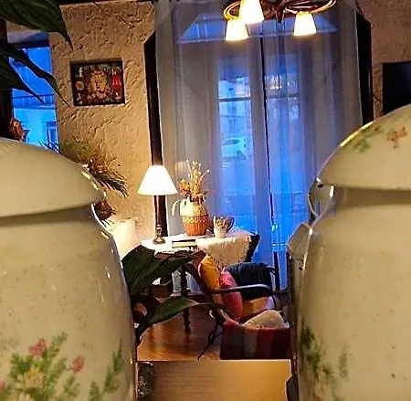 Chezjeanne فندق لا بوربول